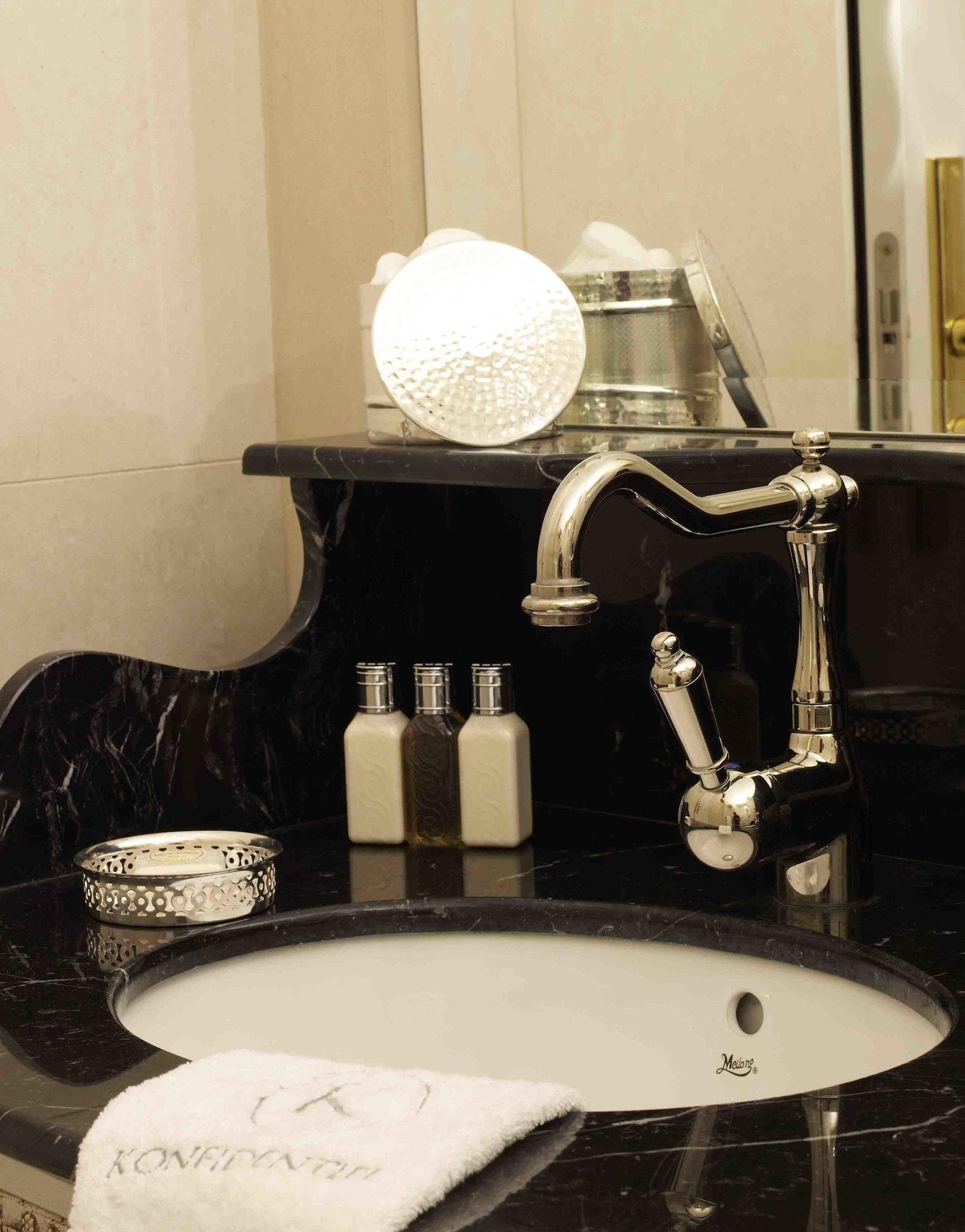 Boutique Hotel Konfidentiel Párizs Szoba fotó
